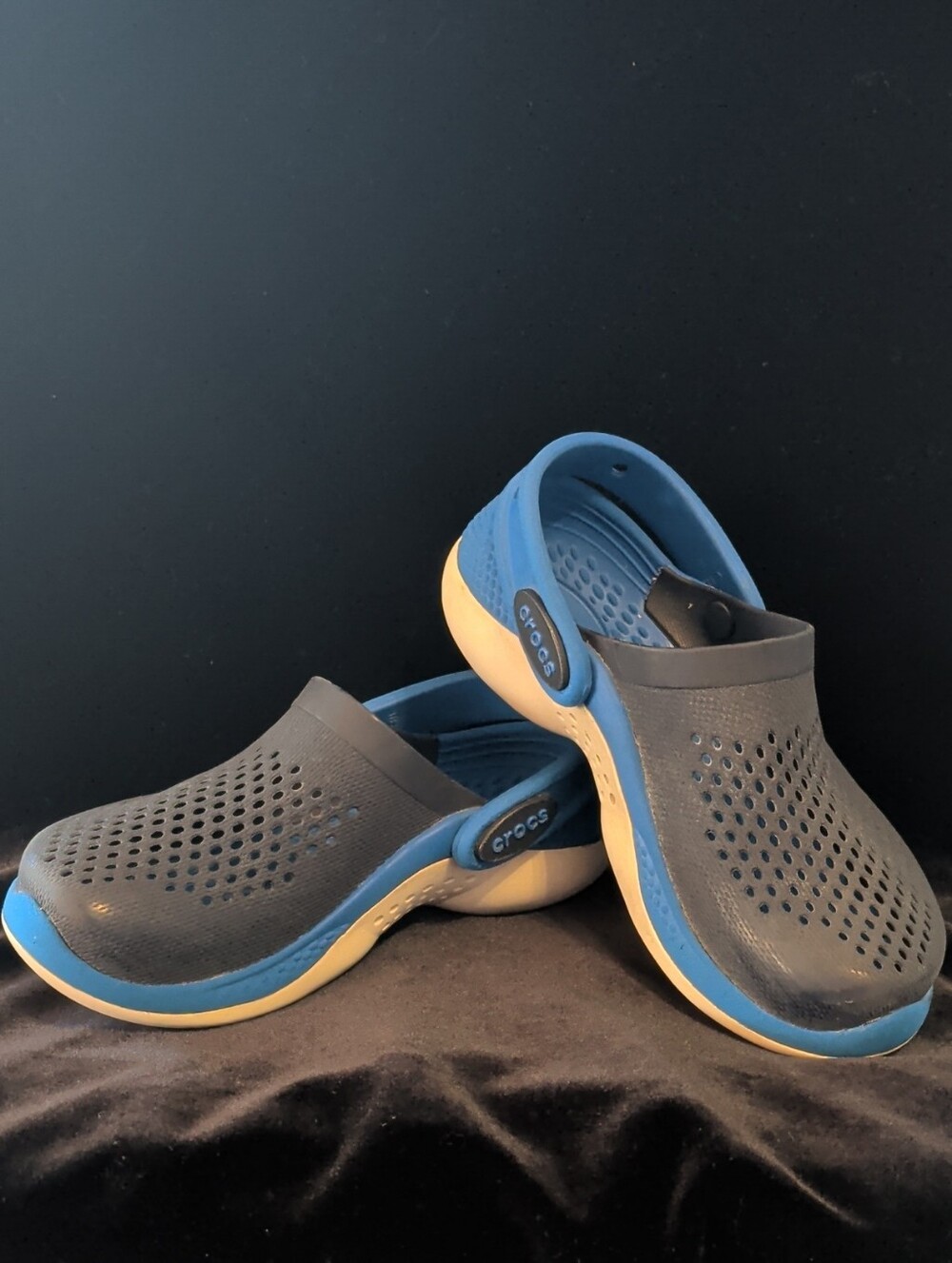 Crocs Kid's  Literide 360 Clog Navy/Bright Cobalt US Kid's C 11 / EUR 28-29